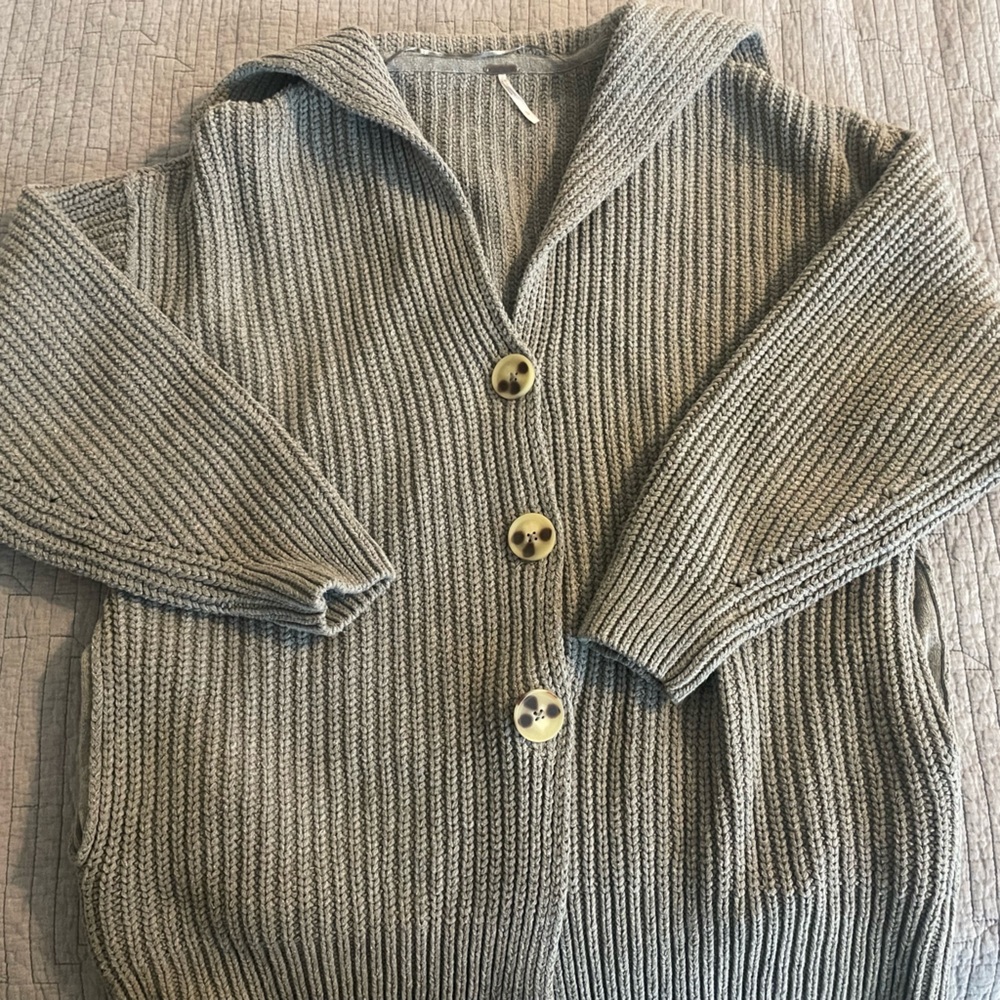 Women’s Free People sweater